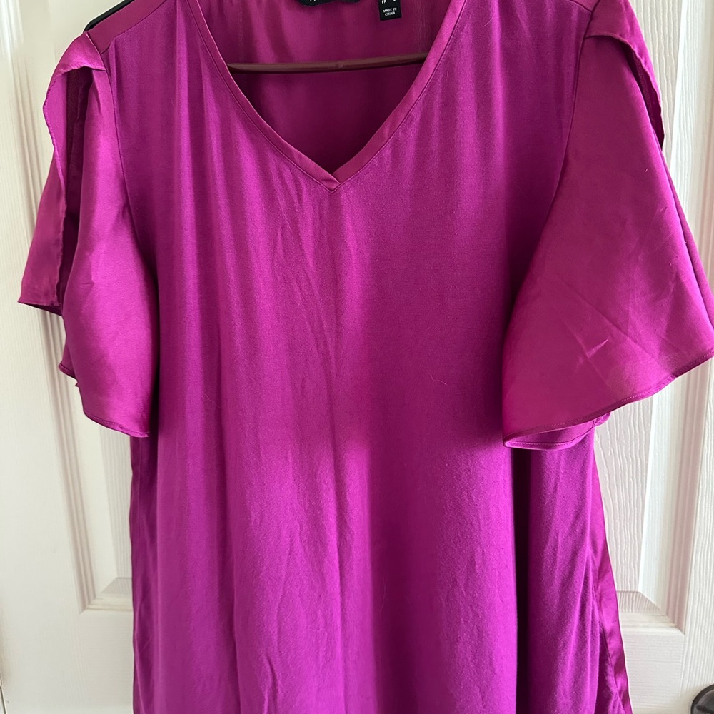 H by Halston Fuchsia V-Neck Blouse